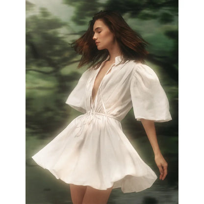 Vestido Midi Plisado con Cuello Alto — Elegancia Casual de Verano